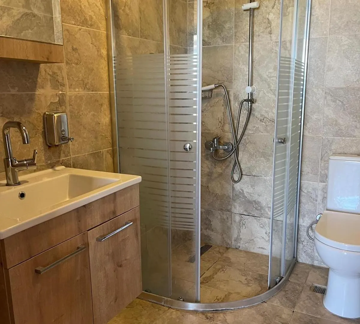 Kite Beach Otel Akyaka  Bed and Breakfast
